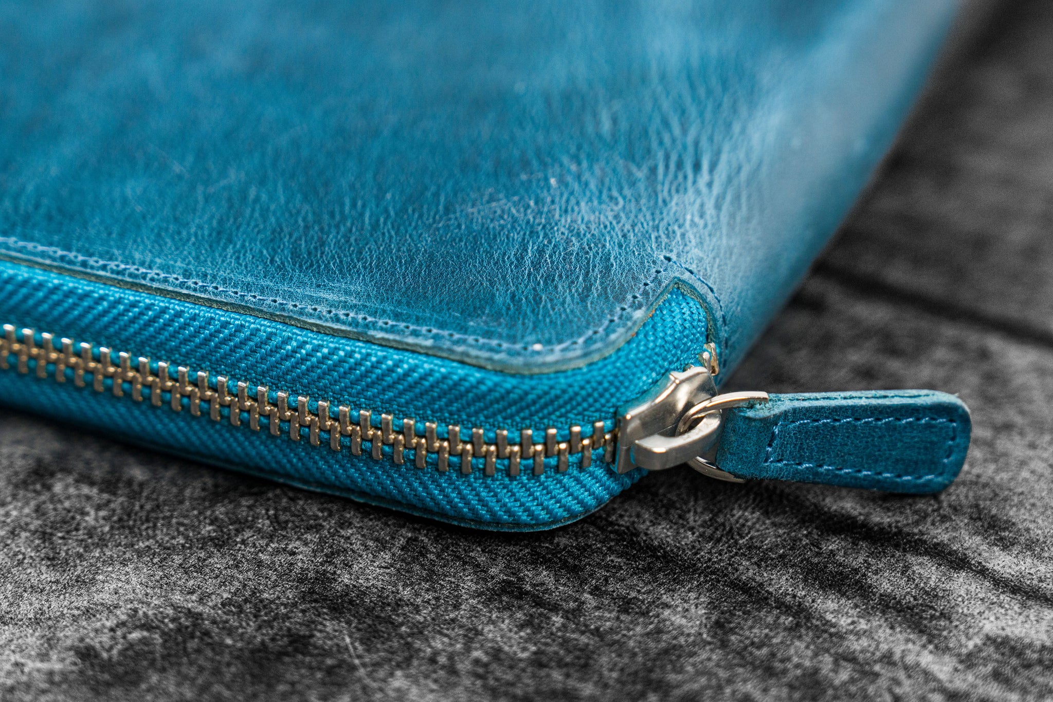 Galen Leather A5 Leather Zip Folio — C.H. Ocean Blue