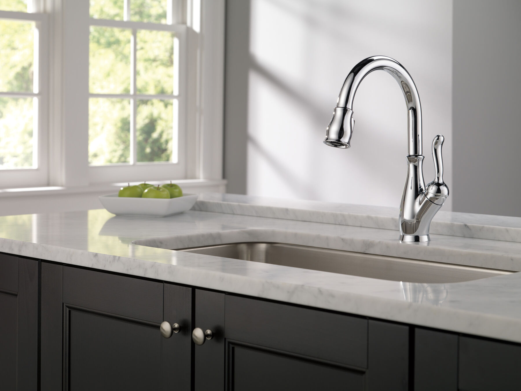 Delta Leland Pull-Down Kitchen Faucet