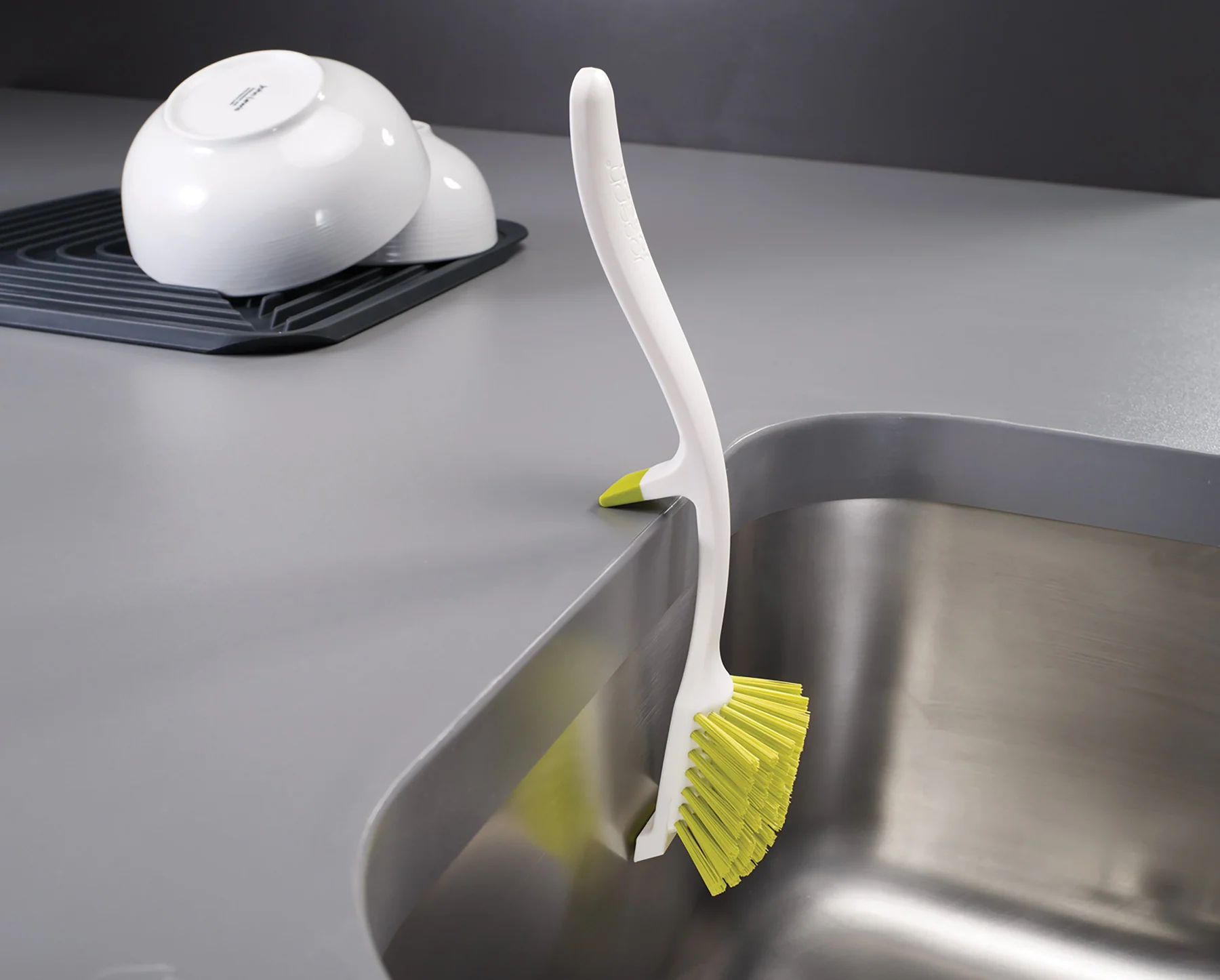 Joseph Joseph Joseph Joseph Edge Washing-up Brush